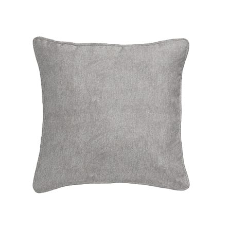 Piped cushion